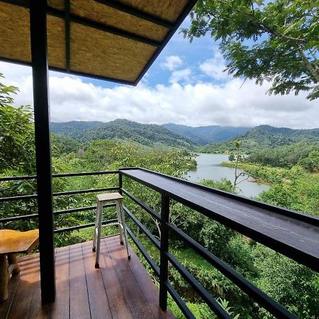 Baanhatsompaen Homestay ラノーン エクステリア 写真