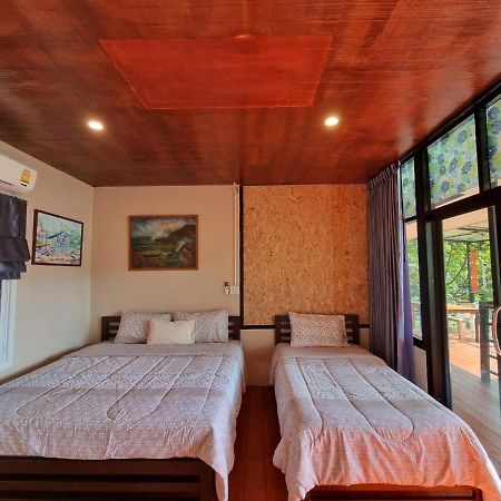Baanhatsompaen Homestay ラノーン エクステリア 写真