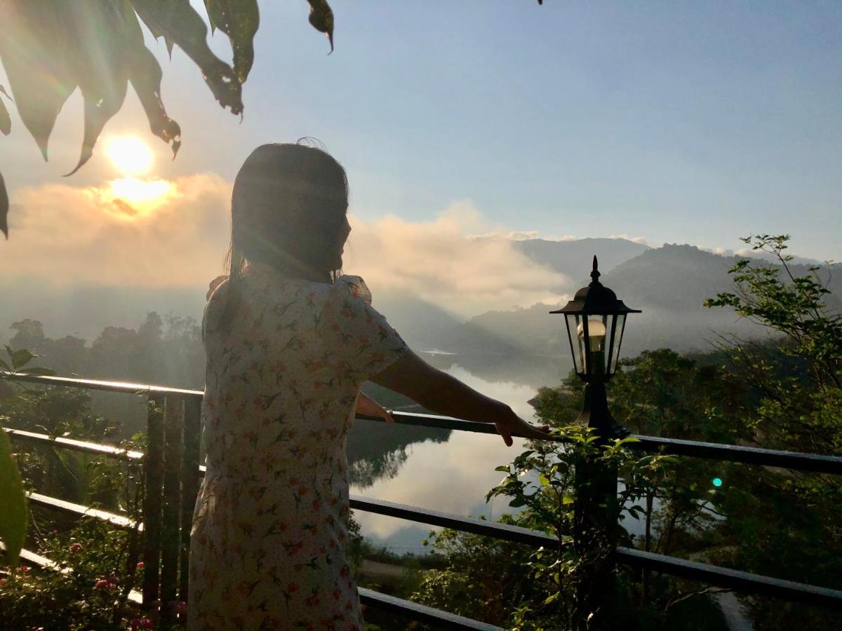 Baanhatsompaen Homestay ラノーン エクステリア 写真