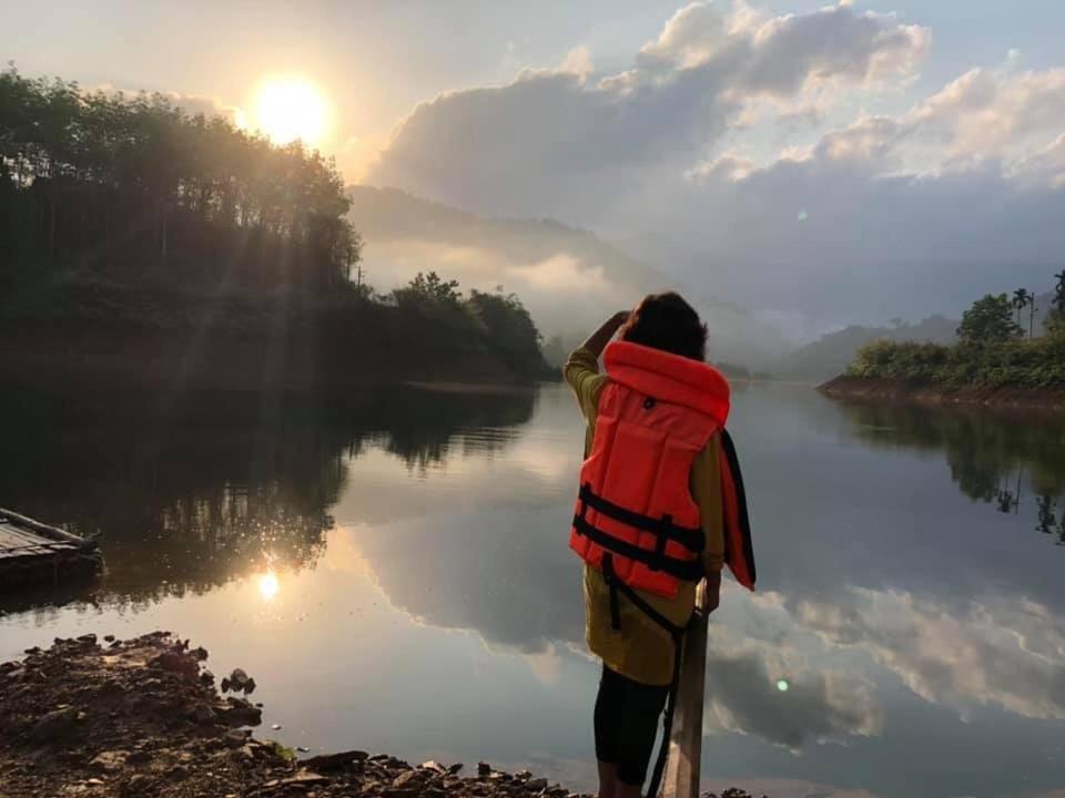 Baanhatsompaen Homestay ラノーン エクステリア 写真