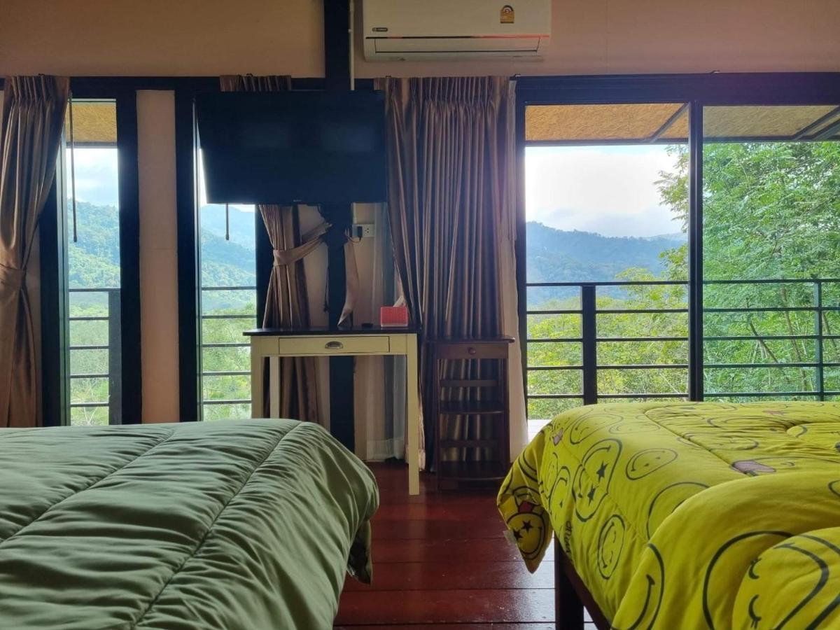 Baanhatsompaen Homestay ラノーン エクステリア 写真