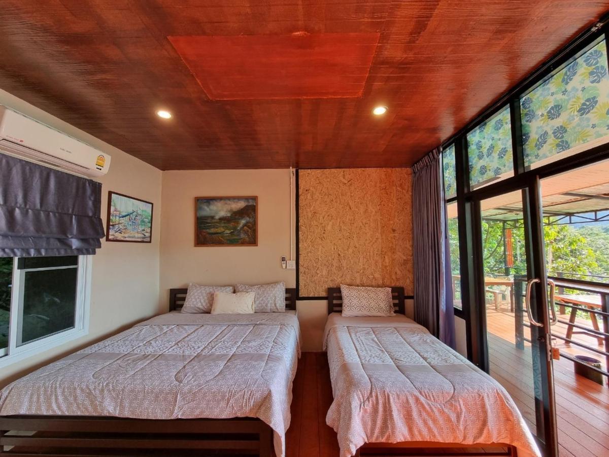 Baanhatsompaen Homestay ラノーン エクステリア 写真